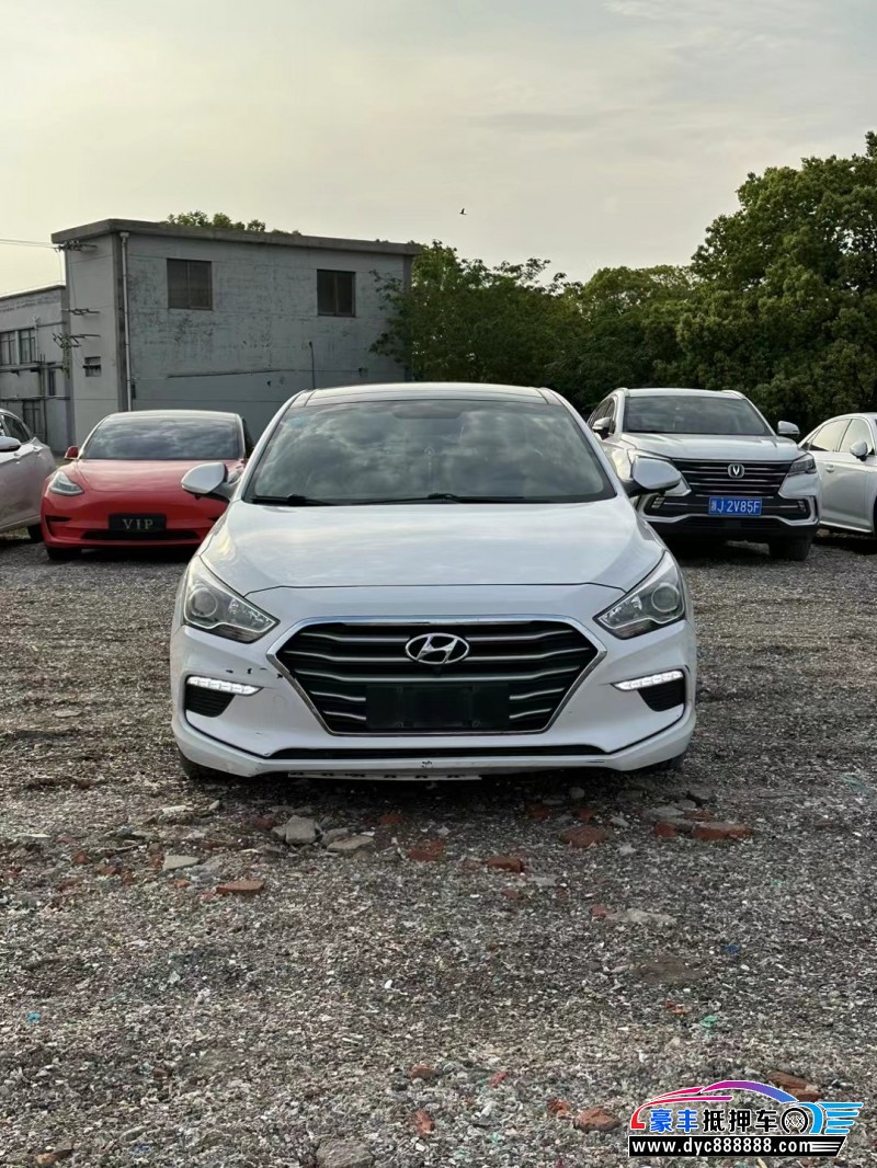 20年现代名图轿车抵押车出售