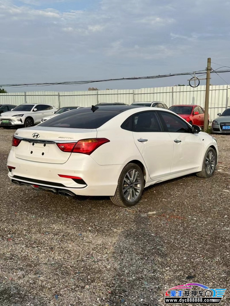 20年现代名图轿车抵押车出售