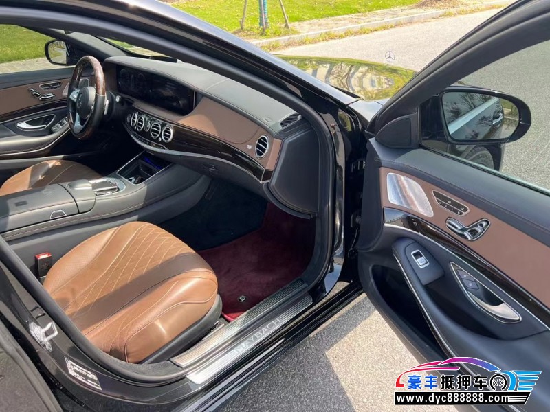 19年奔驰迈巴赫S级轿车抵押车出售