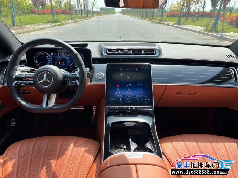 22年奔驰S轿车抵押车出售