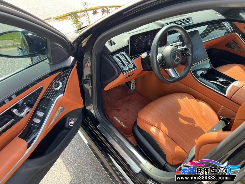 22年奔驰S轿车抵押车出售