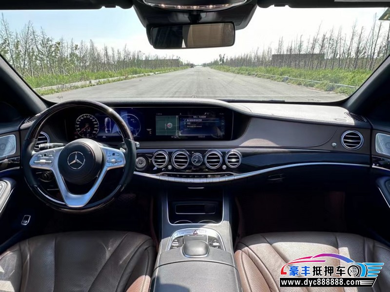 19年奔驰S轿车抵押车出售