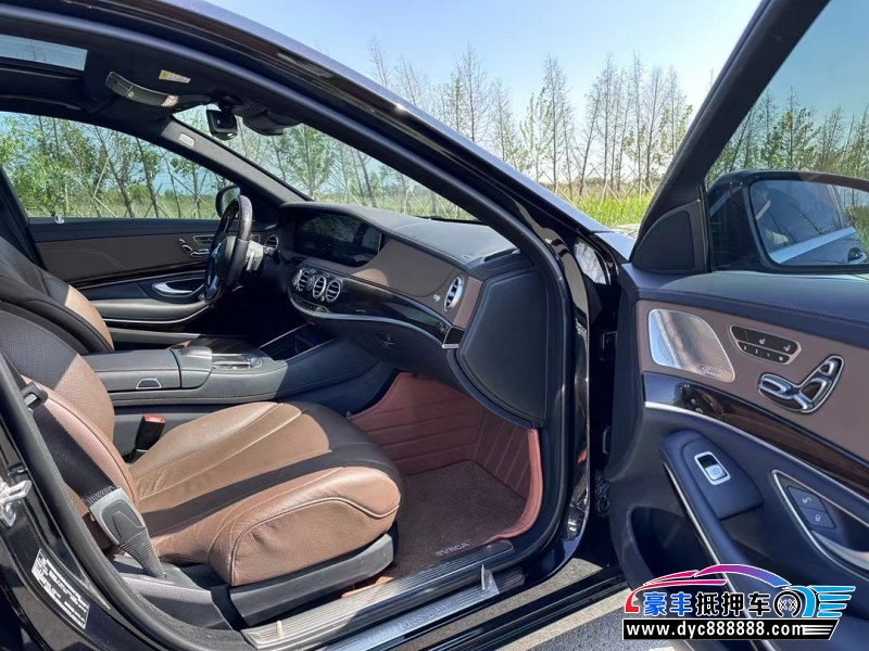 19年奔驰S轿车抵押车出售