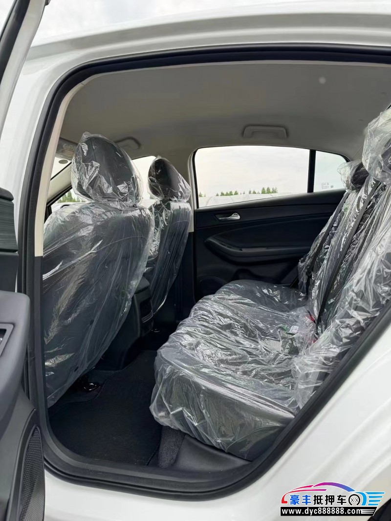 24年奇瑞艾瑞泽5轿车抵押车出售