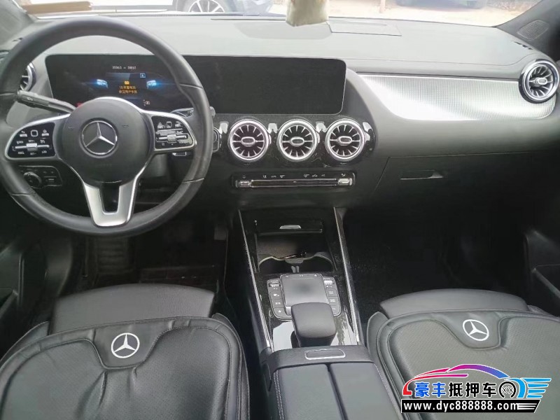 21年奔驰GLA轿车抵押车出售