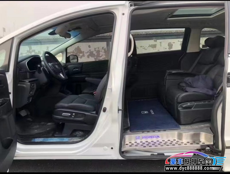 23年本田艾力绅轿车抵押车出售