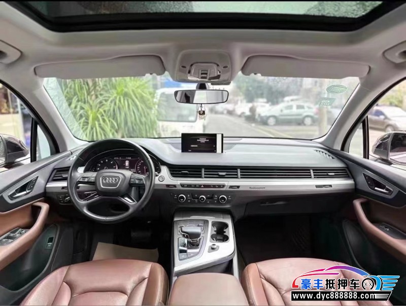18年奥迪Q7轿车抵押车出售
