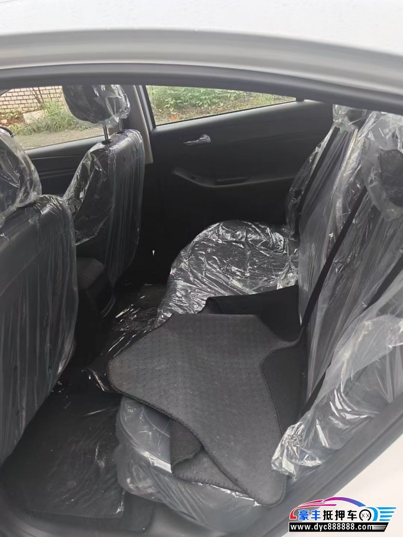 24年奇瑞艾瑞泽5轿车抵押车出售