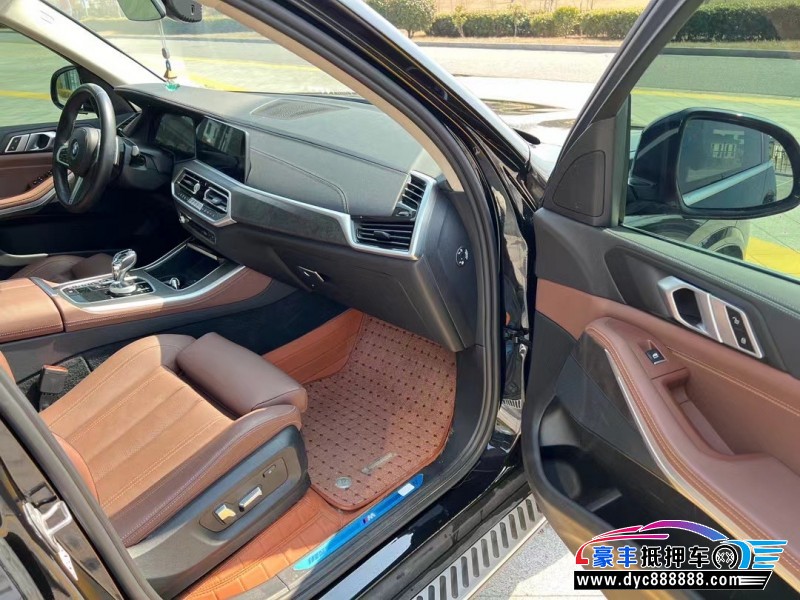 22年宝马X5SUV抵押车出售