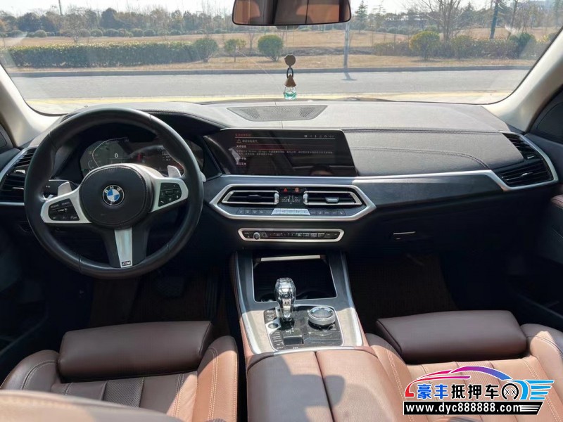 22年宝马X5SUV抵押车出售