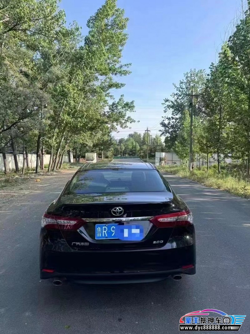 22年丰田凯美瑞轿车抵押车出售