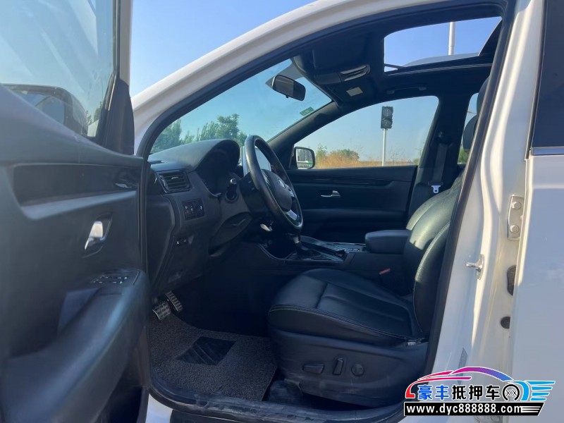 17年起亚KX7轿车抵押车出售