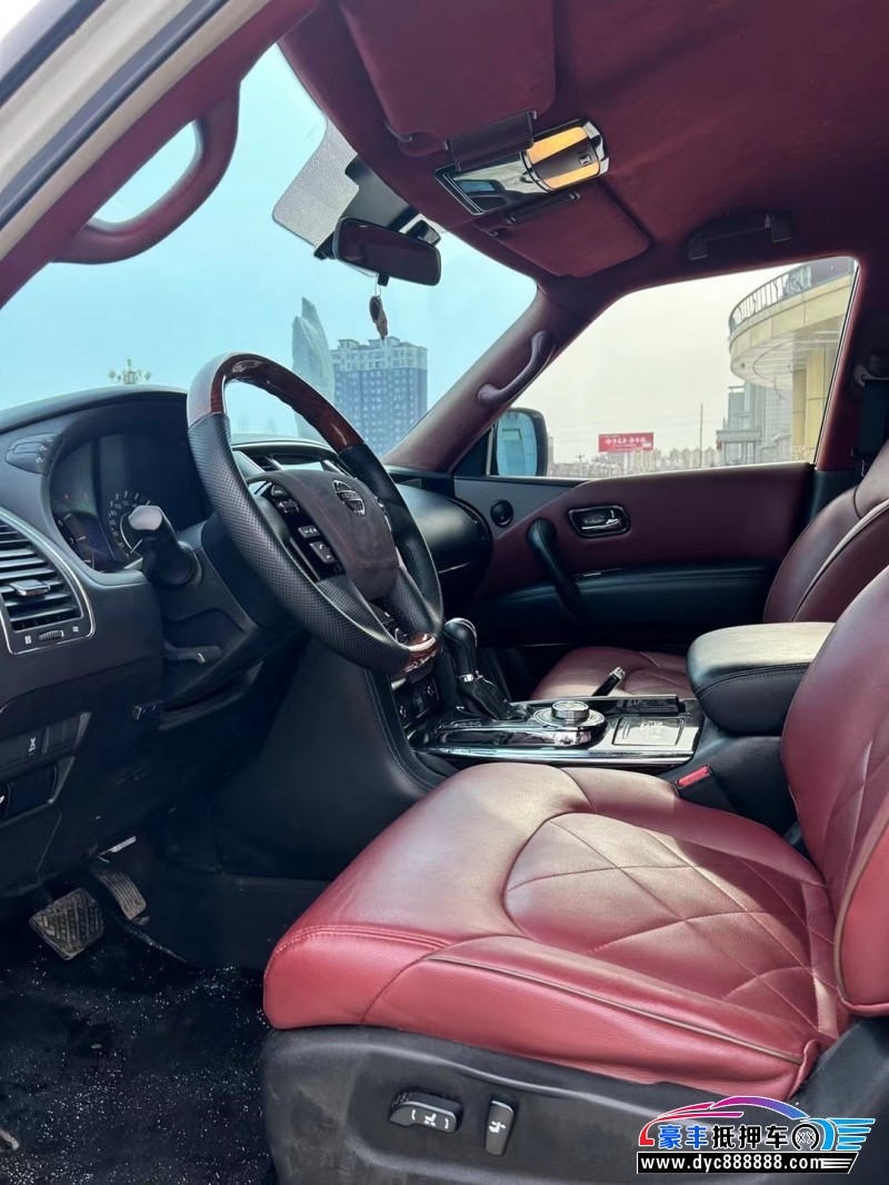 19年日产途乐SUV抵押车出售