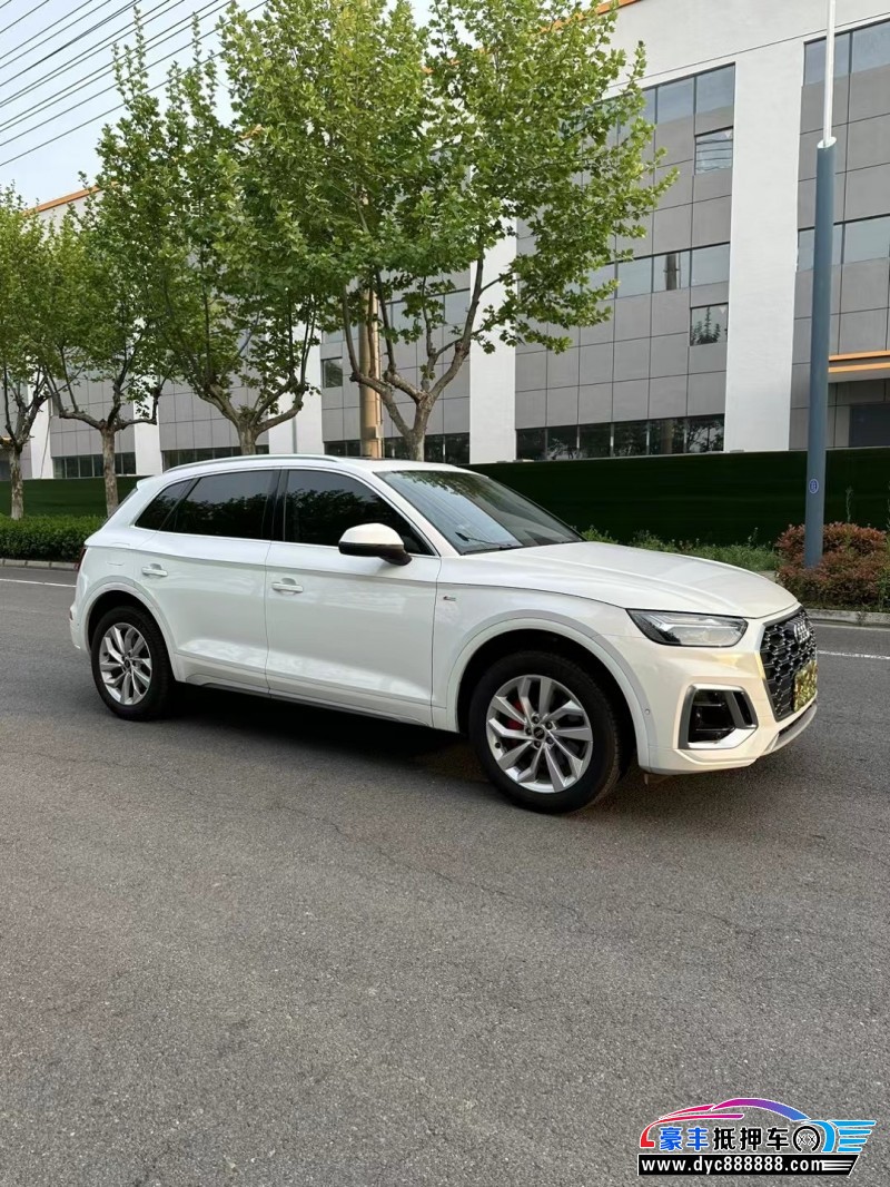 22年奥迪Q5SUV抵押车出售