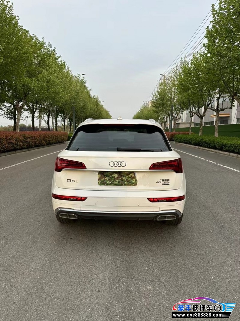 22年奥迪Q5SUV抵押车出售