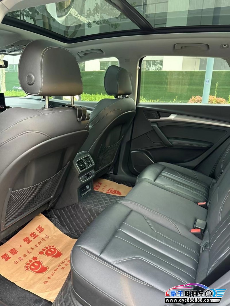 22年奥迪Q5SUV抵押车出售