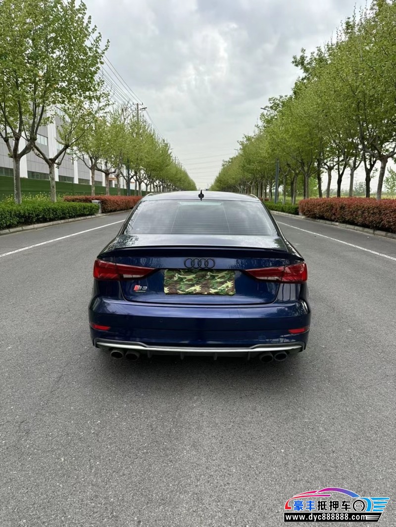 18年奥迪S3轿车抵押车出售
