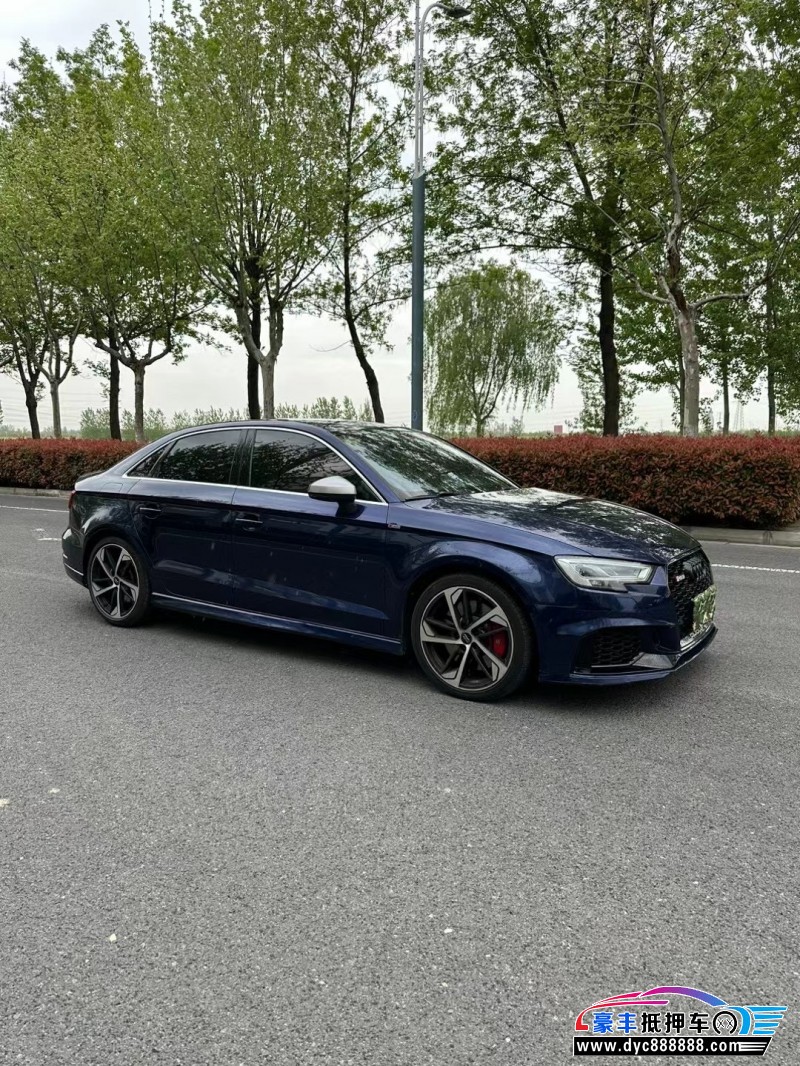 18年奥迪S3轿车抵押车出售