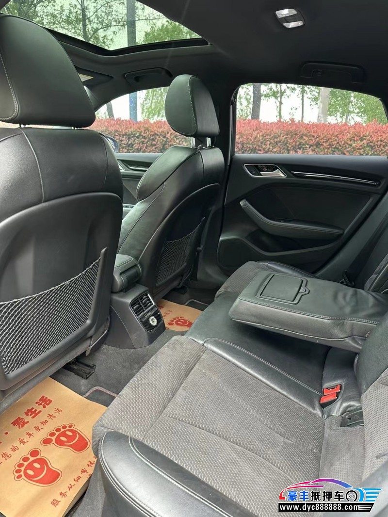 18年奥迪S3轿车抵押车出售