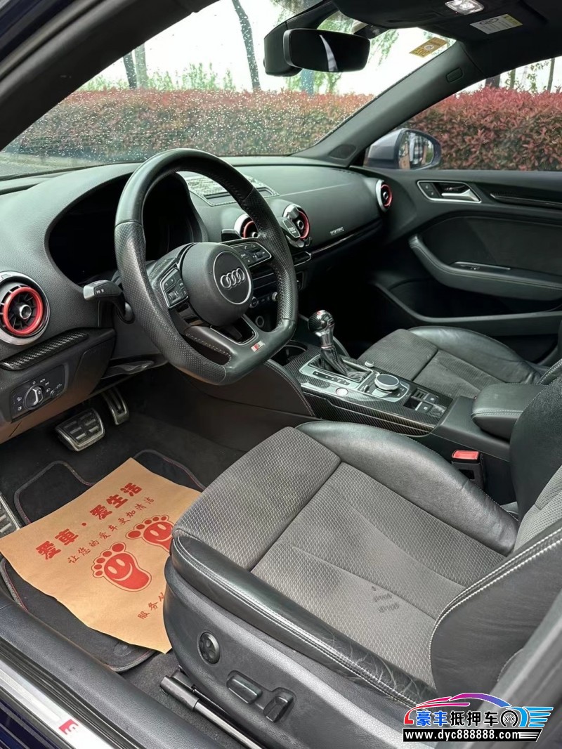 18年奥迪S3轿车抵押车出售