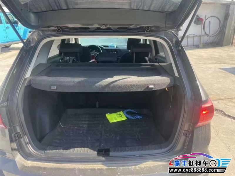 22年大众途岳轿车抵押车出售