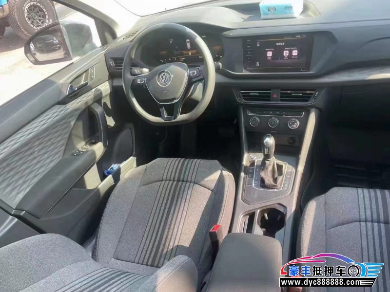 22年大众途岳轿车抵押车出售