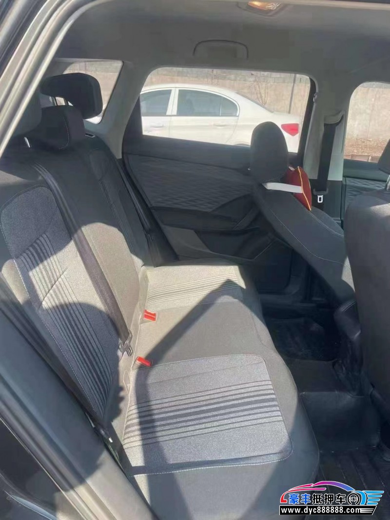 22年大众途岳轿车抵押车出售