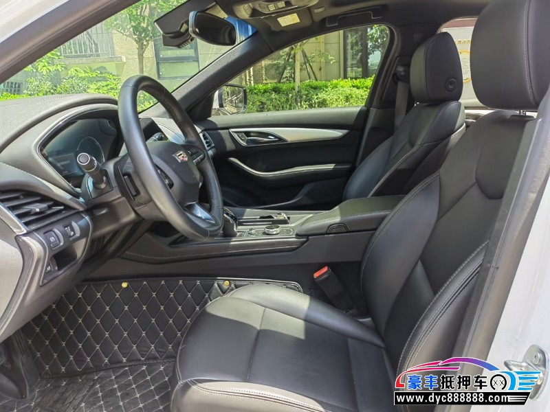 21年凯迪拉克CT5轿车抵押车出售