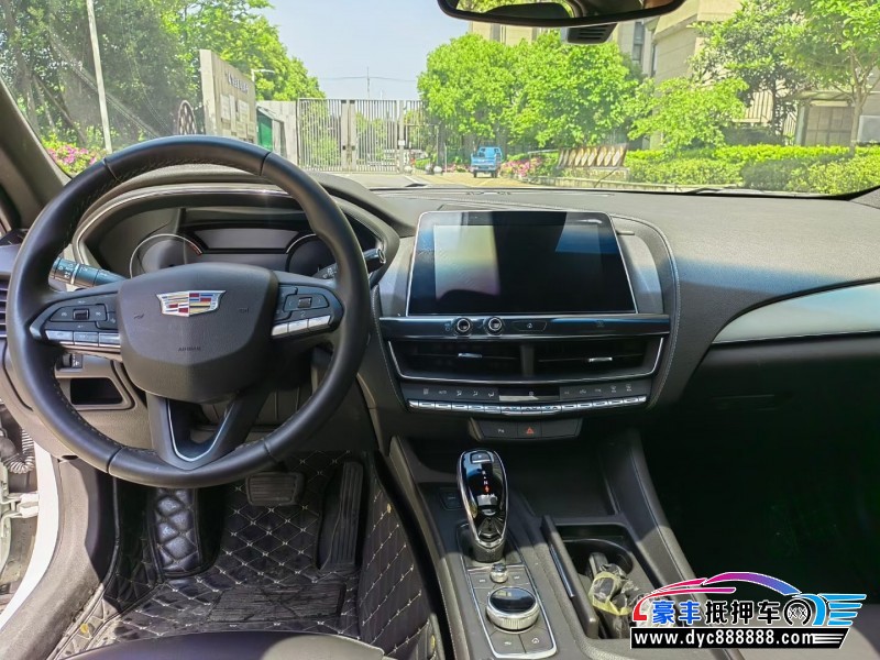 21年凯迪拉克CT5轿车抵押车出售