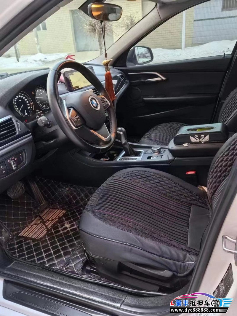 19年宝马1系轿车抵押车出售