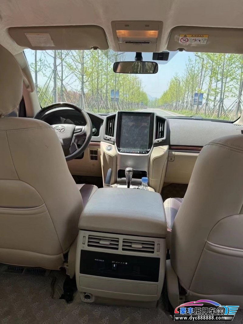 19年丰田兰德酷路泽（陆巡）SUV抵押车出售