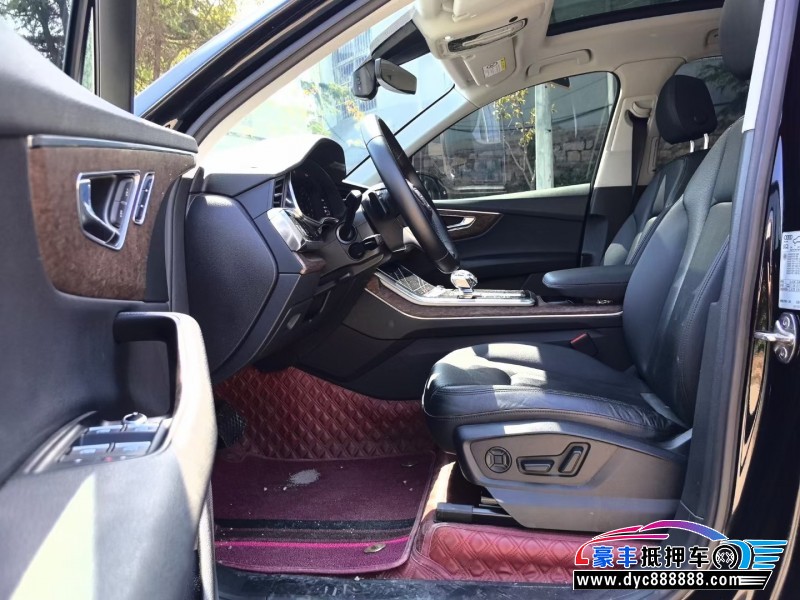 22年奥迪Q7轿车抵押车出售