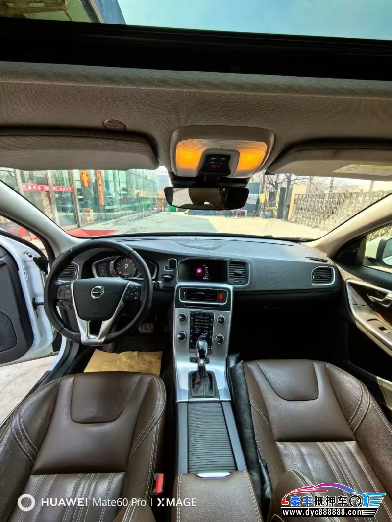 18年沃尔沃S60轿车抵押车出售