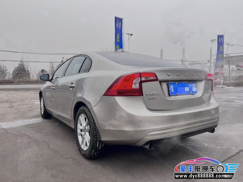 14年沃尔沃S60轿车抵押车出售