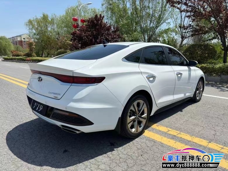 20年现代菲斯塔轿车抵押车出售