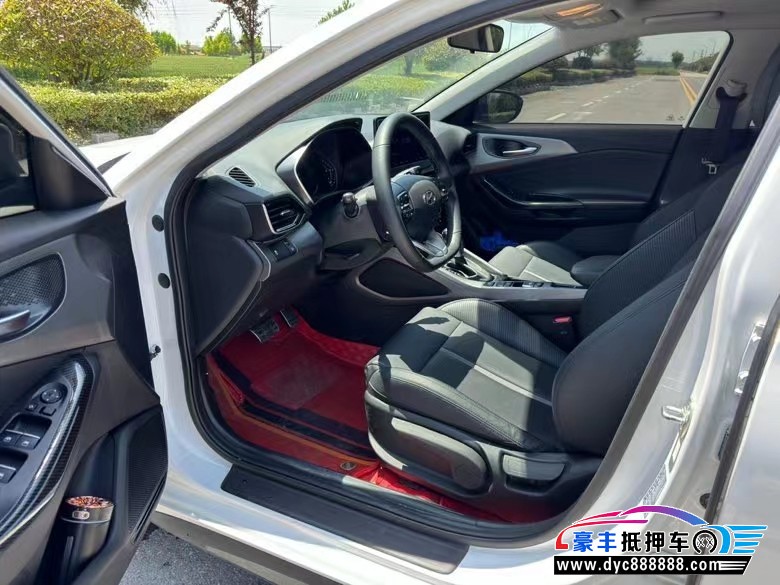 20年现代菲斯塔轿车抵押车出售