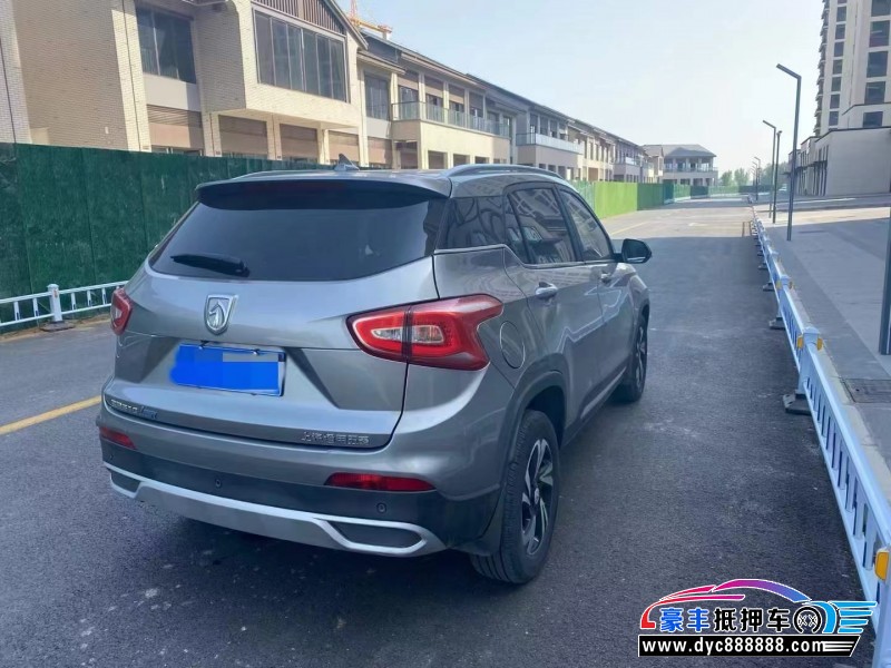 17年宝骏510轿车抵押车出售