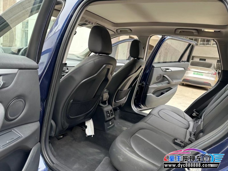 16年宝马X1轿车抵押车出售