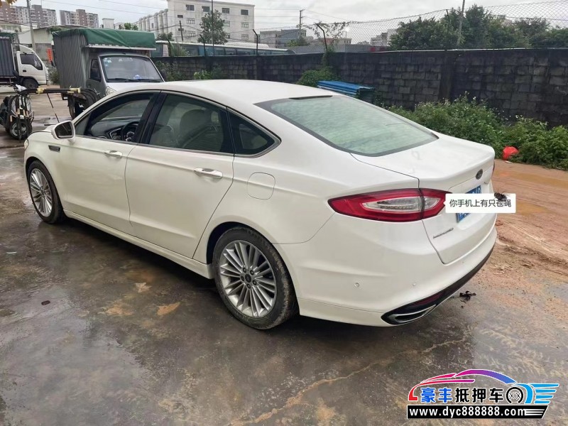 15年福特蒙迪欧轿车抵押车出售