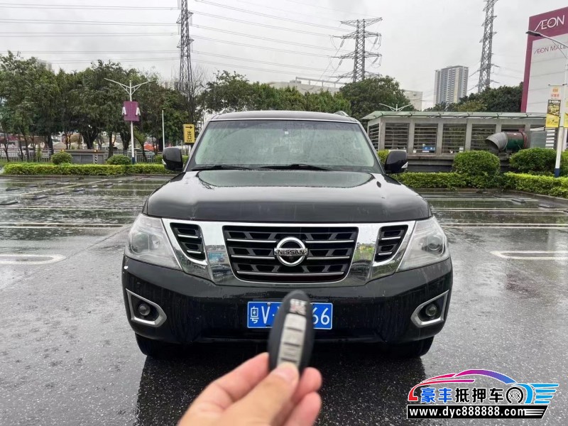 17年日产途乐轿车抵押车出售