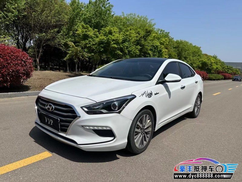 17年现代名图轿车抵押车出售