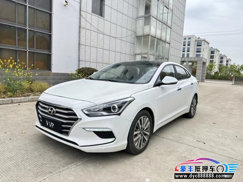 17年现代名图轿车抵押车出售