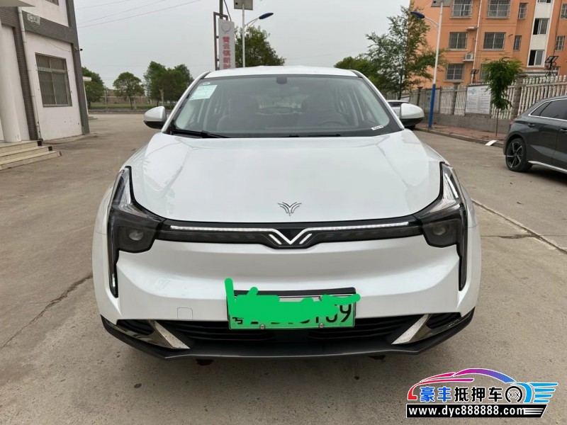 24年哪吒U轿车抵押车出售