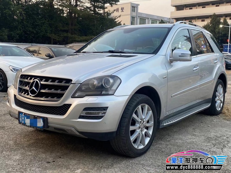 12年奔驰ML轿车抵押车出售