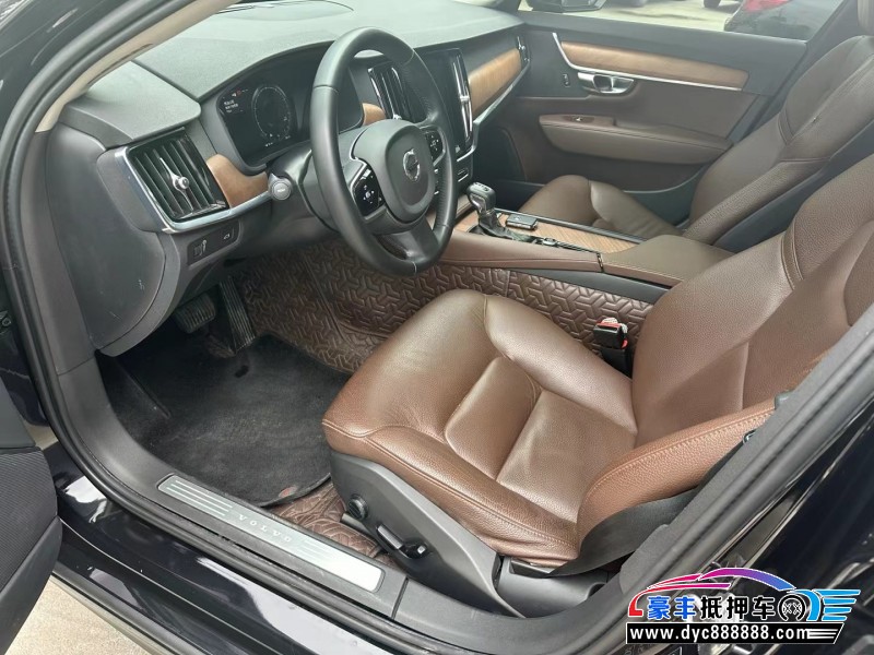 20年沃尔沃S90轿车抵押车出售