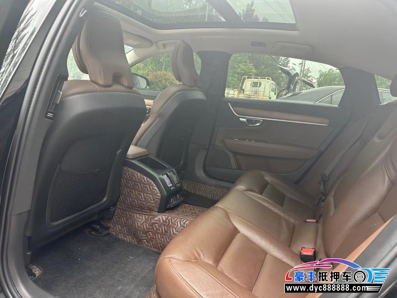20年沃尔沃S90轿车抵押车出售