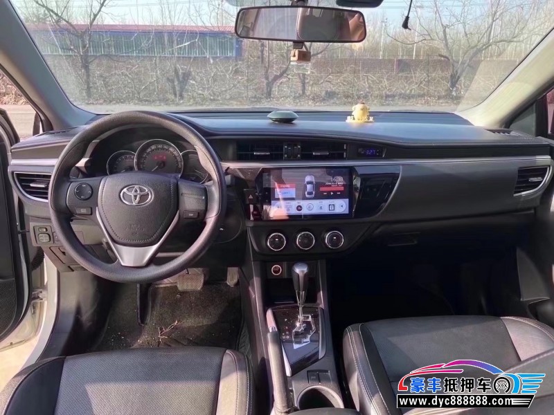 16年丰田雷凌轿车抵押车出售