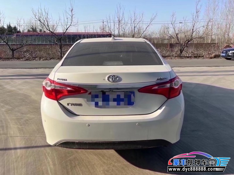 16年丰田雷凌轿车抵押车出售