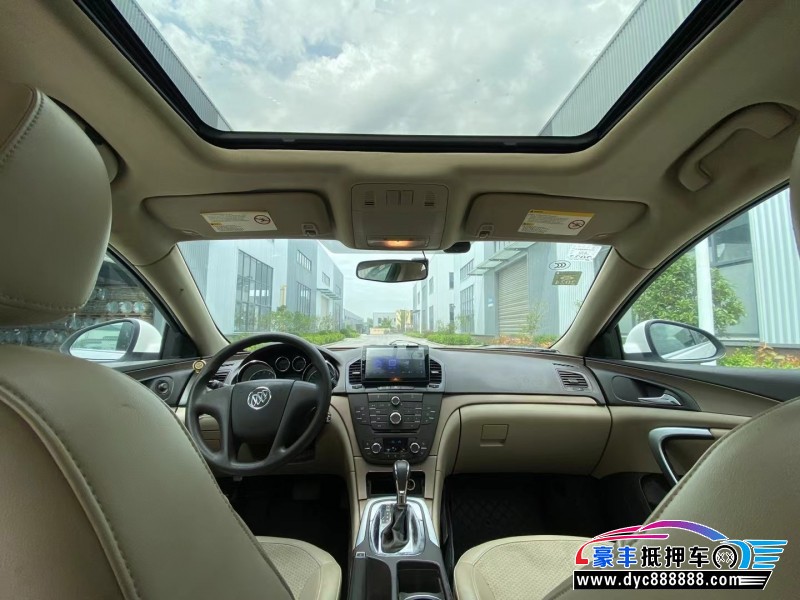 13年别克君威轿车抵押车出售