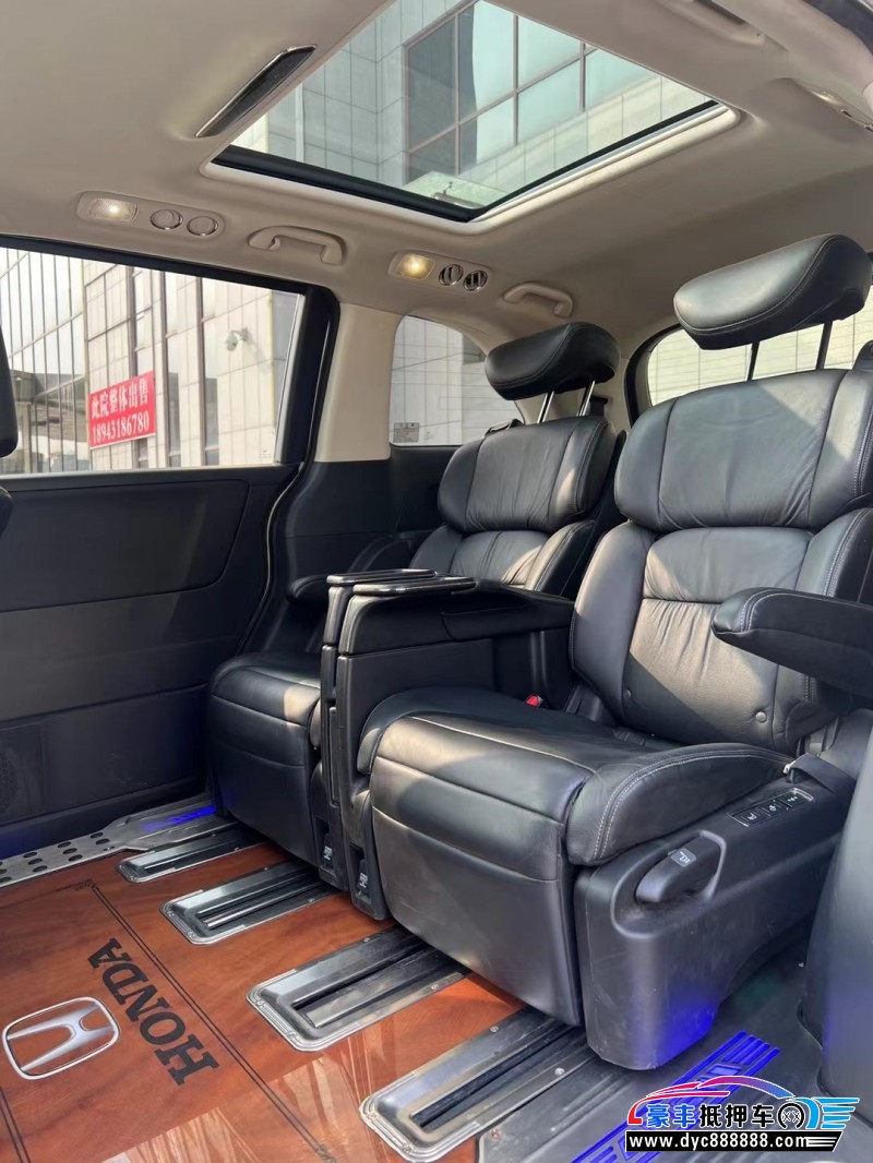 17年本田艾力绅MPV抵押车出售